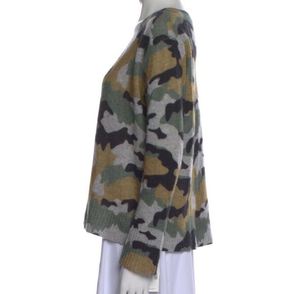 360 Cashmere Nanette Womens
100% Cashmere Camo Crew Neck Sweater Small - Picture 2 of 4